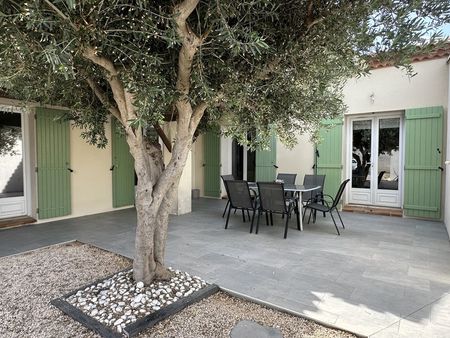 villa 6 pièces 150 m²