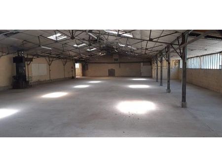 entrepôt / local de stockage de 440m2