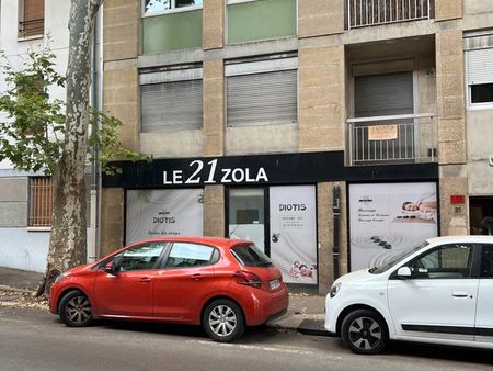 local avec vitrine boulevard 21 françois émile zola aix en provence