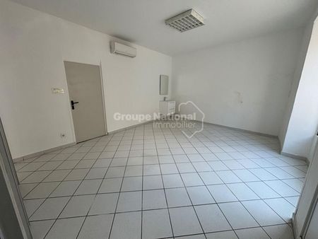 local commercial 32 m²