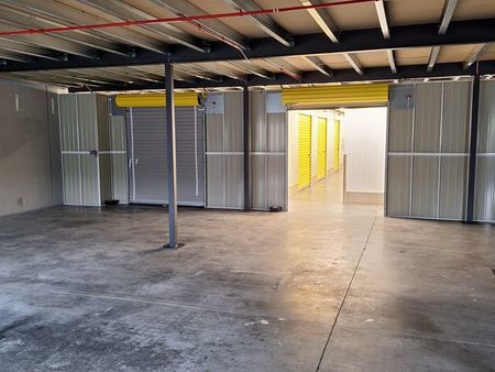 entrepôt stockage de 45m²