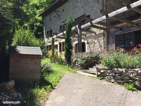 rencurel  vercors - à proximité de villard-de-lans  belle maison en pierre