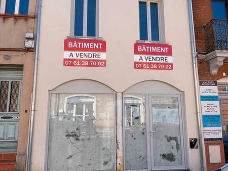 bâtiment indépendant à vendre