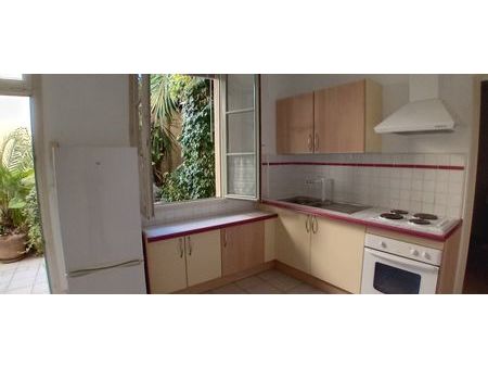 p2 nimes – 25 m²