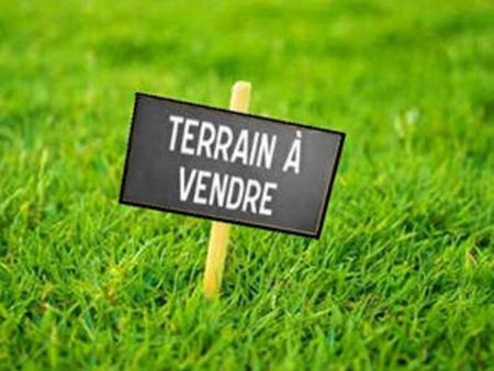 terrain 410 m² torce