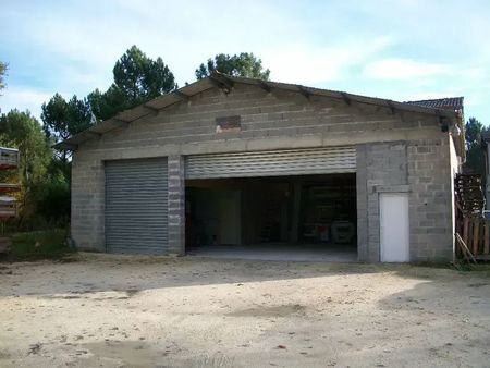 cherche grand garage entrepot hangar