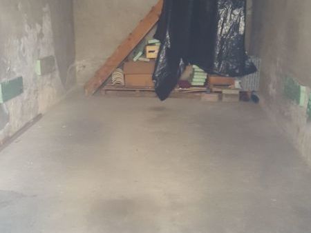 garage 40 m² centre villeneuve s/lot