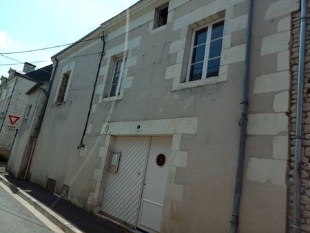 maison de bourg 270m2 avec niveaux a finir de restaurer