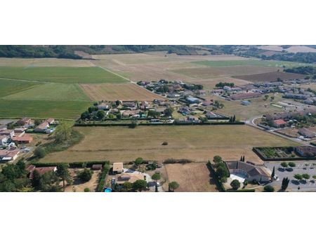 terrain 685 m² mirepoix sur tarn