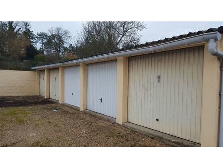 garages/box