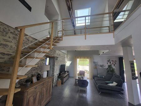 maison 5 pièces 150 m²