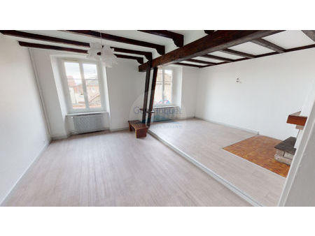 location : appartement 3 pièces (78 m²) à cernay