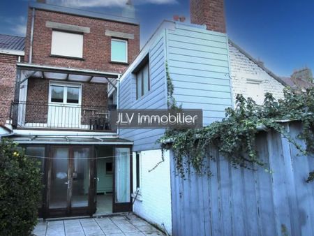 immeuble 6 pièces 163 m²