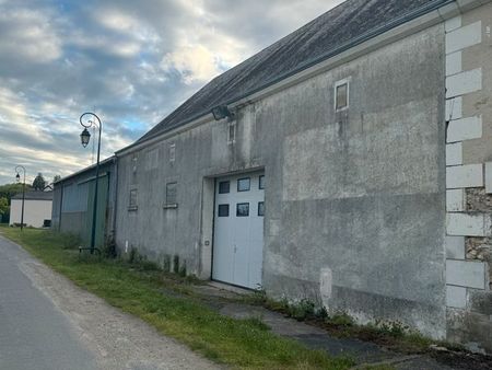 location hangar