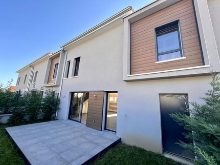 maison 5 pièces 105 m²