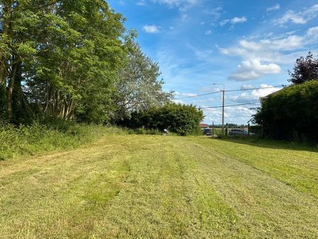 terrain constructible 759 m² 1er rang