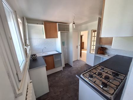 maison 3 chambres  780m²  impasse (annonce remise à jour)