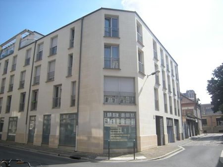 garage 13 m² reims