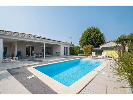 maison individuelle avec piscine