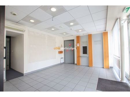 local 55 m² pluvigner