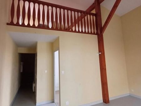 appartement 2 pièces 82 m²