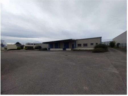 local industriel 2 924 m²