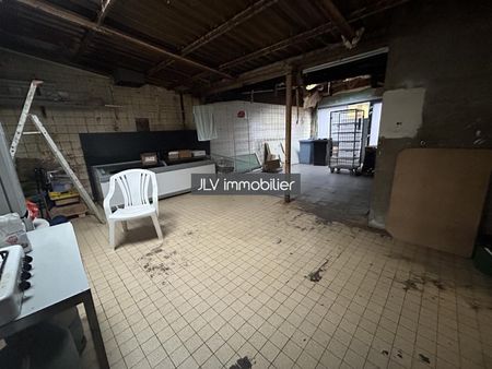 local commercial 67 m²