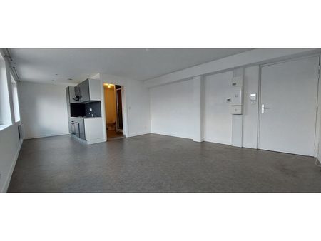 studio 1 pièce 34 m²