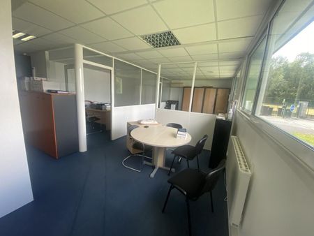 bureau 56 m²