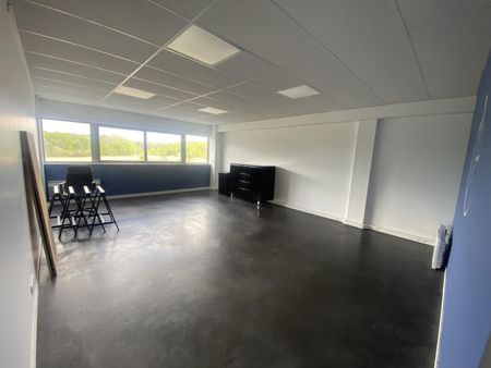 bureau 450 m²