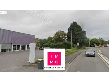 local commercial 665 m² tarbes