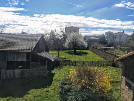 2 maisons avec terrain garage et dépendances