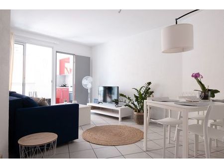 appartement 38m2  canet plage à 50m de la mer à coté de la place méditerranée