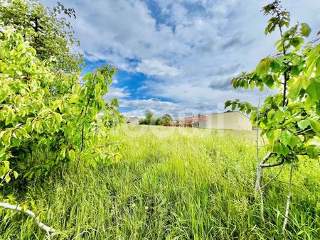 terrain 753 m² riom