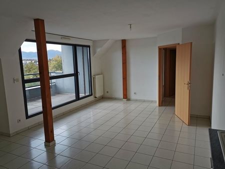 appartement 2 pièces 50 m2 avec terrasse et garage