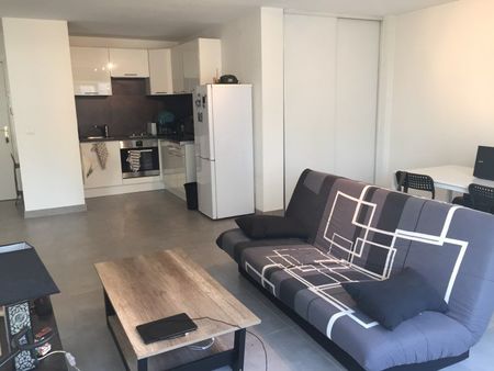 appartement 51m2 au centre ville d'annemasse avec stationnement