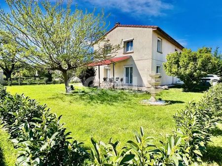 villa 7 pièces 142 m²