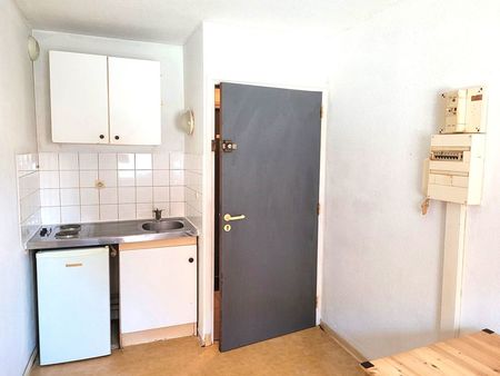 studio 1 pièce 19 m²