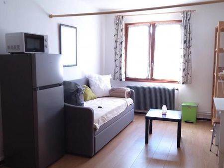 studio 1 pièce 23 m²