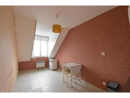 appartement 1 pièce 13 m²