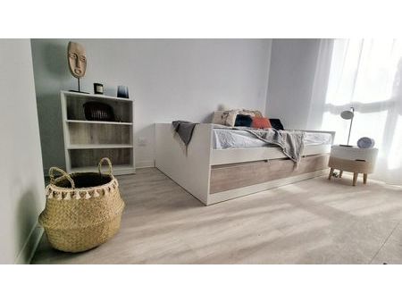 studio 1 pièce 17 m²