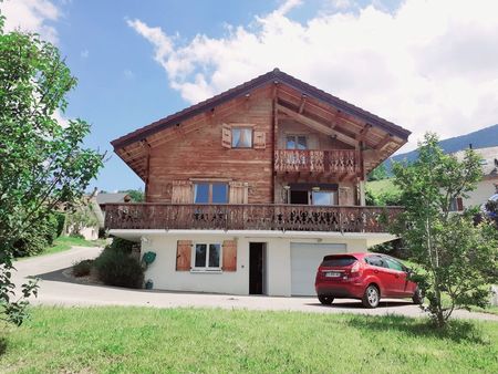 superbe chalet en madrier