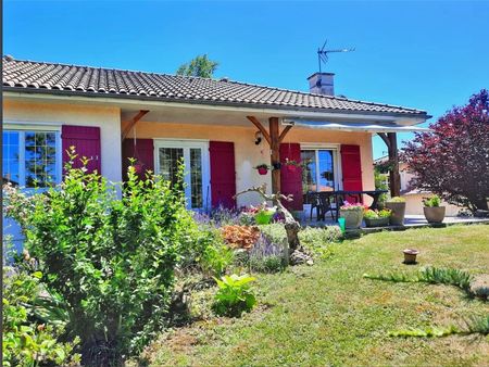 villa 5 pièces 122 m²