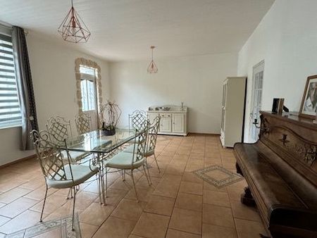 longère 10 pièces 238 m²