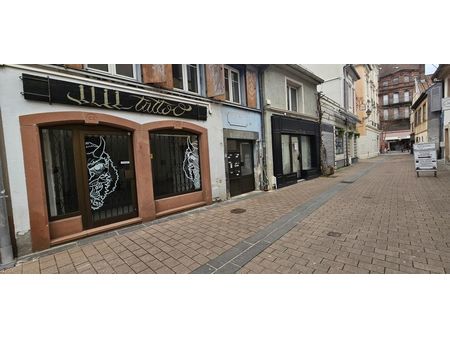 local commercial 44 m²