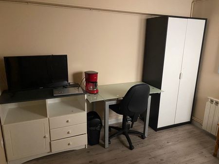 studio pour 1 personne ( juillet août)