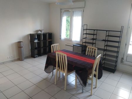 studio 1 pièce 31 m²