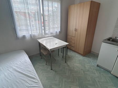 studio meublé 16m2 en centre ville