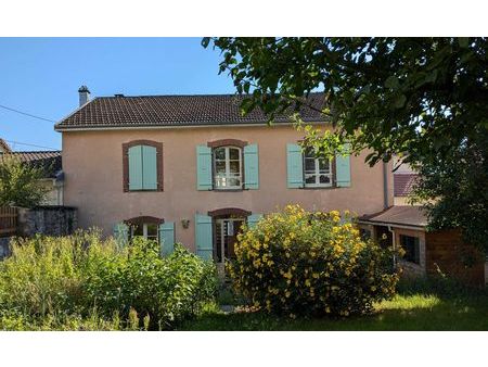 maison de ville - 5 pièces - 141 m²