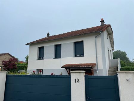 location maison individuelle 4 pièces - palais (chatenet)